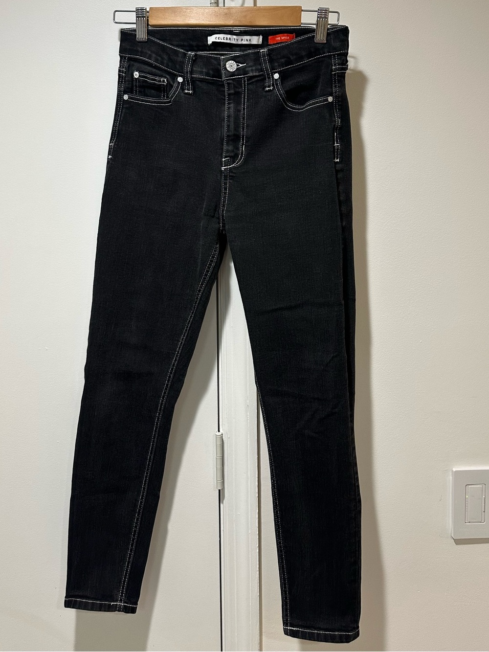Celebrity Pink The Spice Black High Rise Skinny Jeans Size 7/28 Contrast Stitch